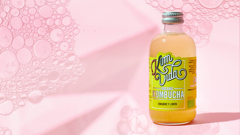 Cómo la kombucha puede mejorar tu microbiota intestinal: explorando el papel de los probióticos.