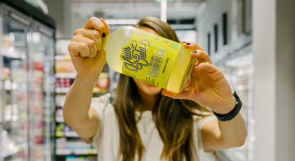 ¿Por qué hay posos en la kombucha?