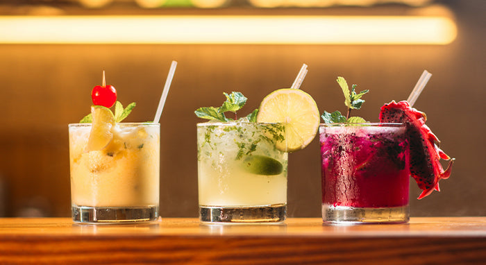 Alternativas de bebidas sin alcohol para pedir en un bar