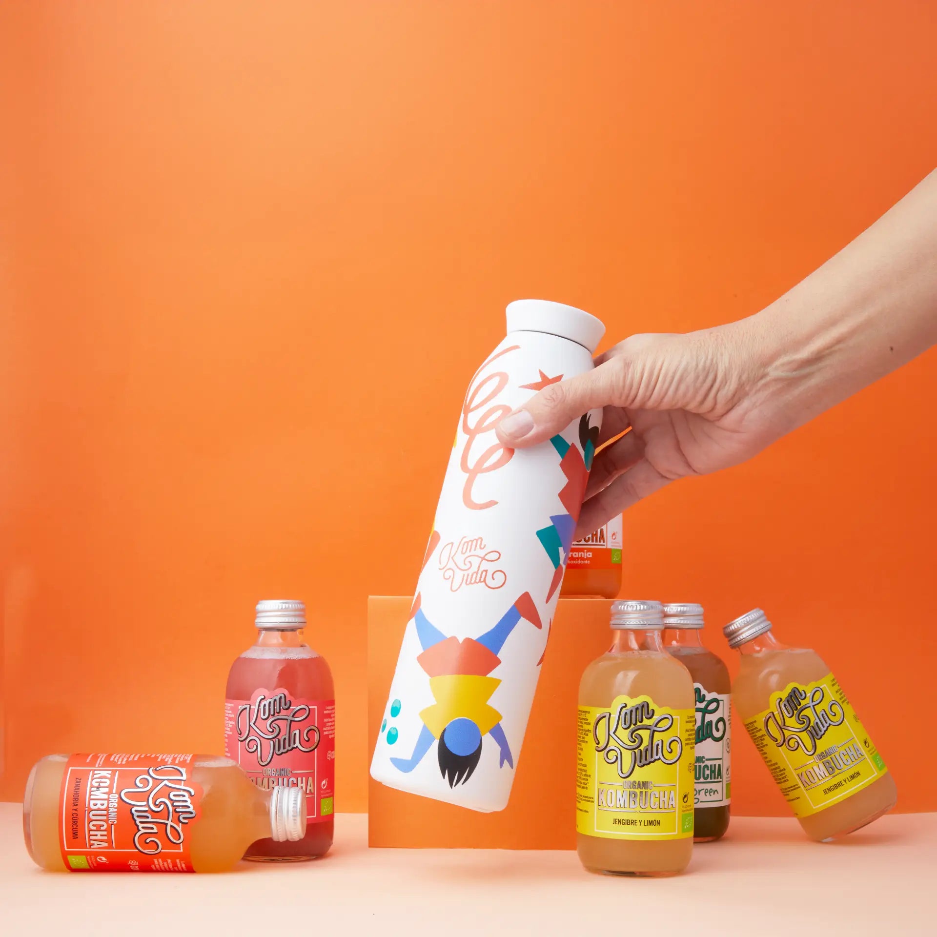 BOTELLA TÉRMICA KOMVIDA X COCO DÁVEZ EDICIÓN LIMITADA